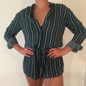Urban outfitters romper never worn